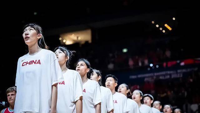 （奥运会中国女篮球员）各大明星纷纷为中国女篮加油助威，2年后的奥运会将是新的战场插图