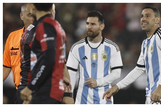 （梅西宣布退出阿根廷国家队）曝梅西请假1年，国家队暂退役，阿根廷为其留位置，专注美国生活插图