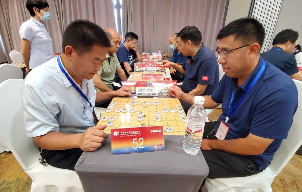 乐在楚河汉界中 省运会省直和中央驻豫单位组象棋比赛战正酣插图