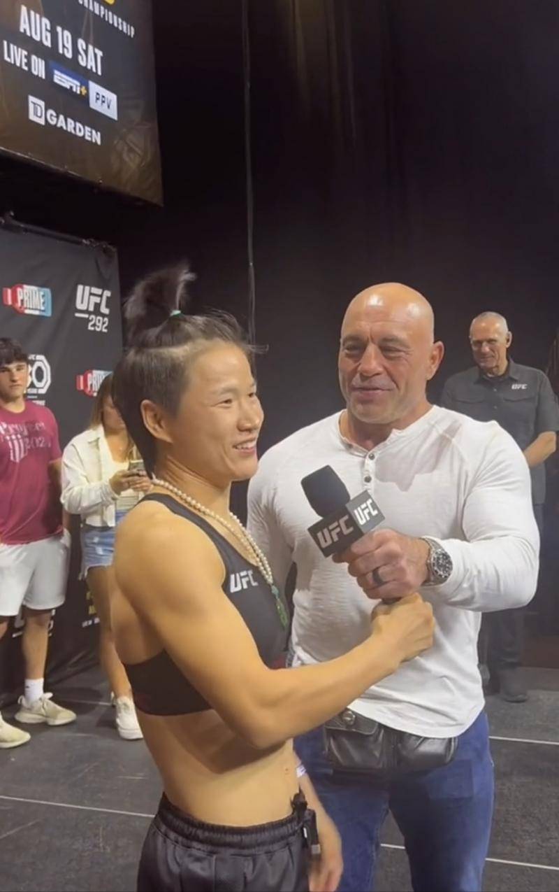 UFC | 卫冕战一触即发 张伟丽计划“像水一样包裹”莱莫斯插图