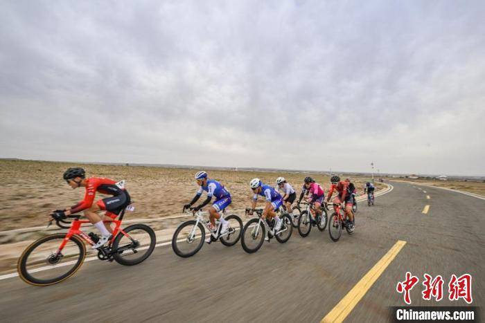 （包头·达茂旗站）2023中国公路自行车公开赛开赛（2023中国公路自行车赛）插图