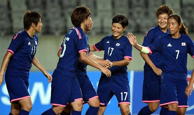 （日本 菲律宾 足球）日本女足力争火力全开，宾足本女<strong></strong>菲律宾女足和亚洲一流球队相比还有差距！球日球队插图