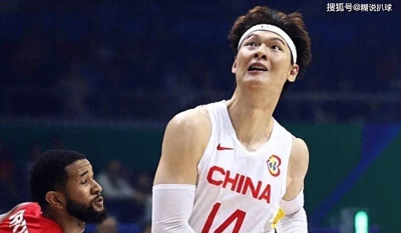 （中国男篮个人得分）赢20分！个人给中国男<strong></strong>给中国男篮球员赛后评分：5人或难及格，得分仅2人能得满分插图