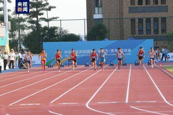 (全国青年纪录100米)10.35秒！首届青年学会男子100米决赛17岁，打破全国青年纪录