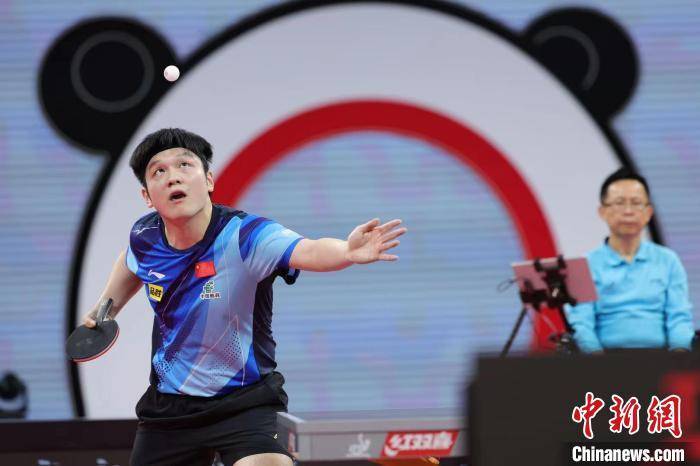 成都混合世界杯国家乒乓球队连续四次获胜 范振东回应打“神仙球”