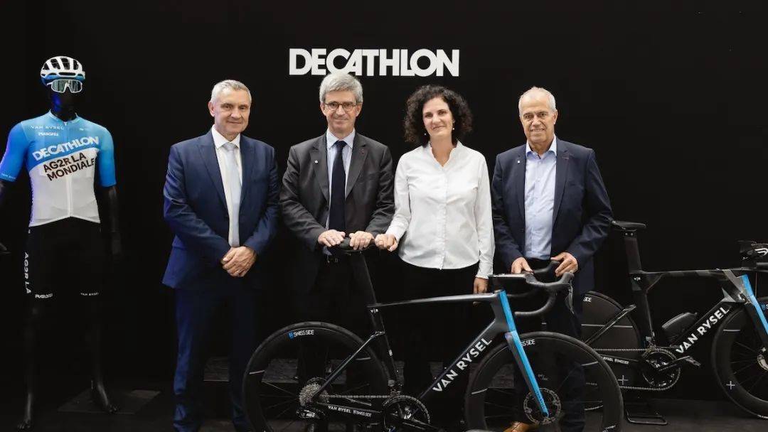 官宣！迪卡侬签约法国AG2R LA MONDIALE自行车车队插图