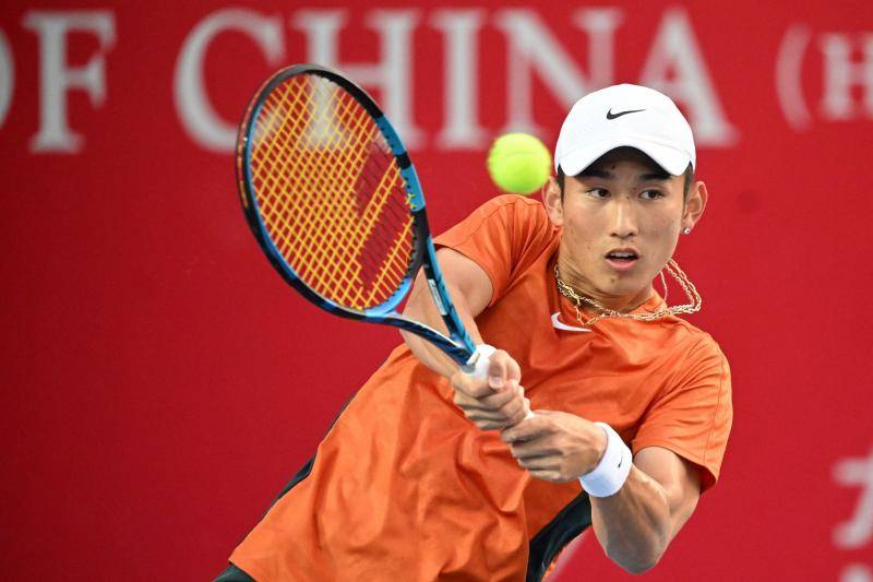 ATP香港公开赛 | 商竣程不敌卢布列夫止步四强 仍创职业生涯最佳战绩插图
